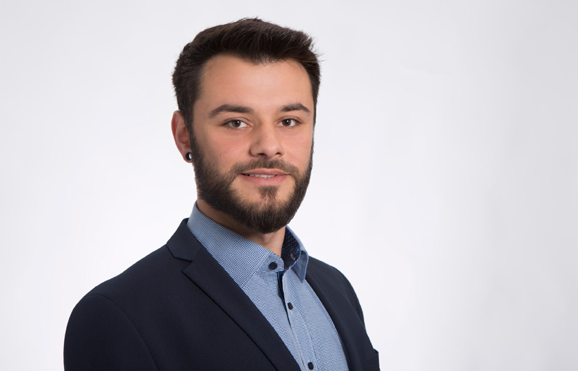 woidesign bewerbungsfoto weisser Hintergrund